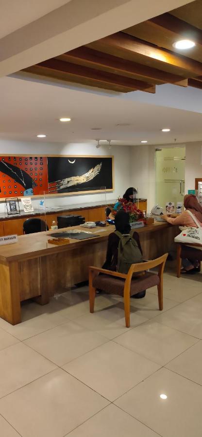 Student Park Hotel Maguwo Екстериор снимка
