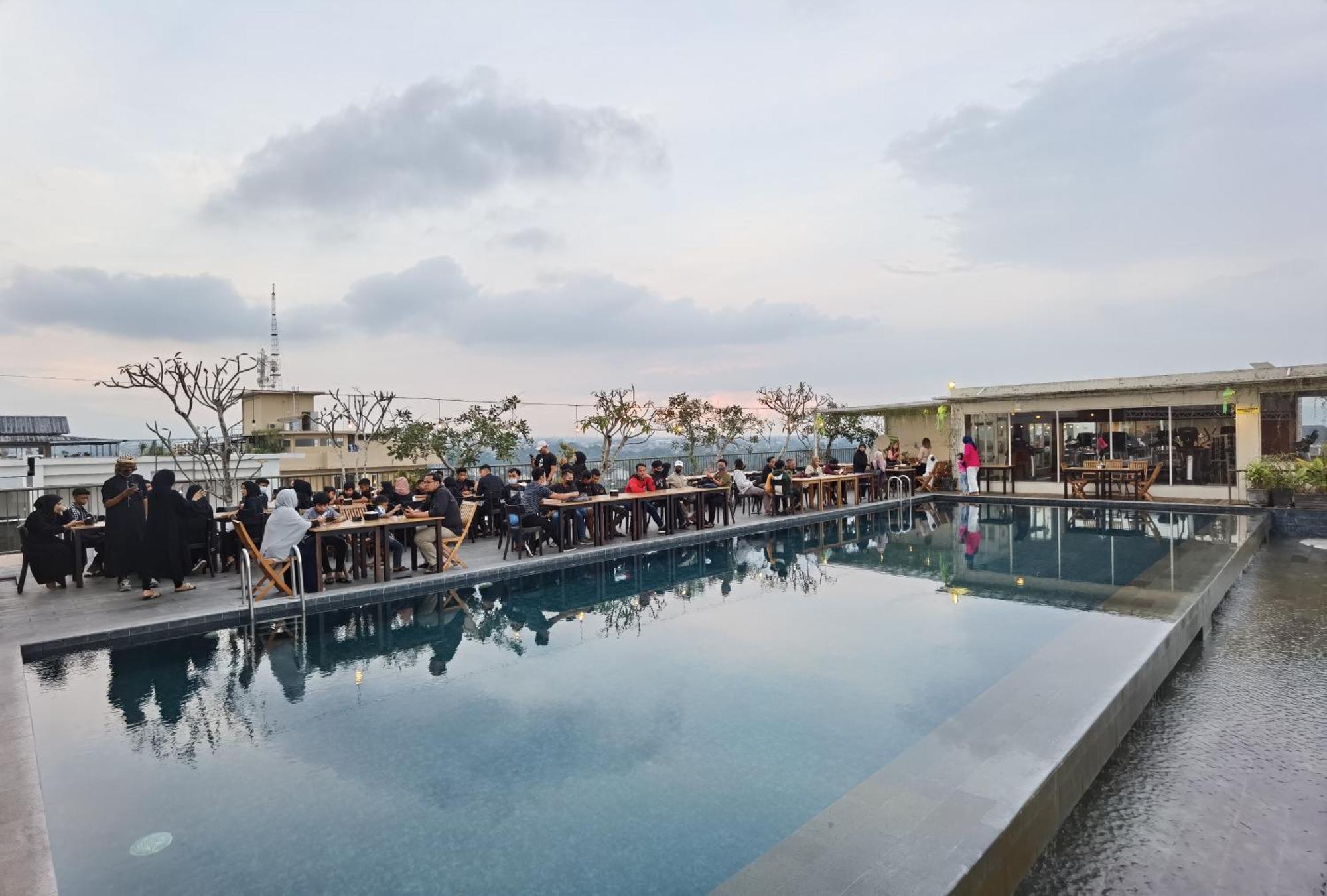 Student Park Hotel Maguwo Екстериор снимка