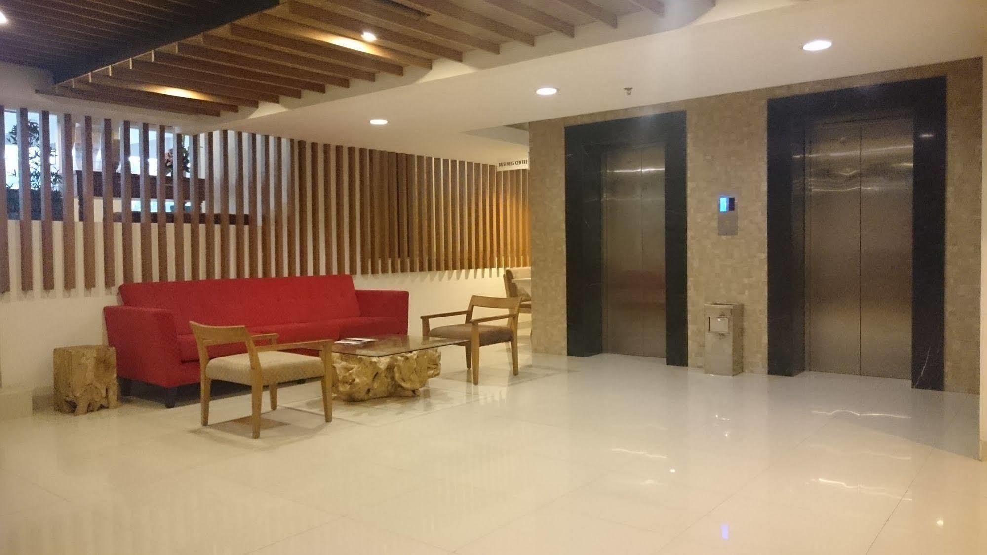 Student Park Hotel Maguwo Екстериор снимка